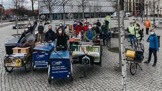 s_adfc-vcd-umzug-wagner-platz rad3 – Aktuelles – Umzug mit Lastenrädern