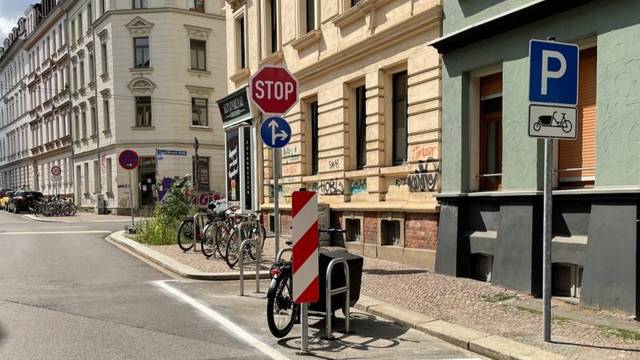 s_lastenradparkplatz_leipzig_rad3_01 rad3 – Aktuelles – Lastenrad-Parkplatz in Leipzig