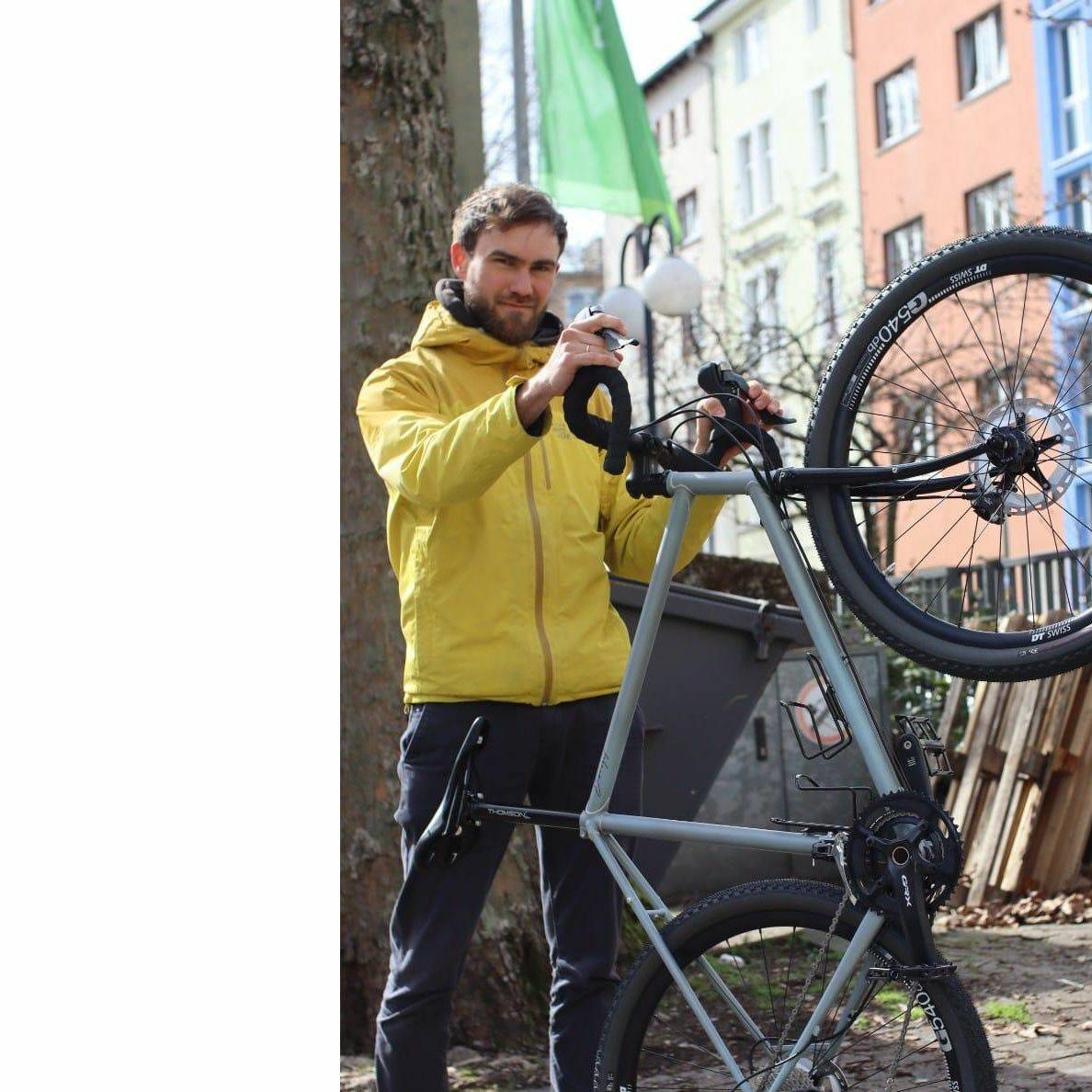 m_mitarbeiterbild_samuel_schwartz-1-12 rad3 &ndash; Mitarbeiter - Samuel Schwartz